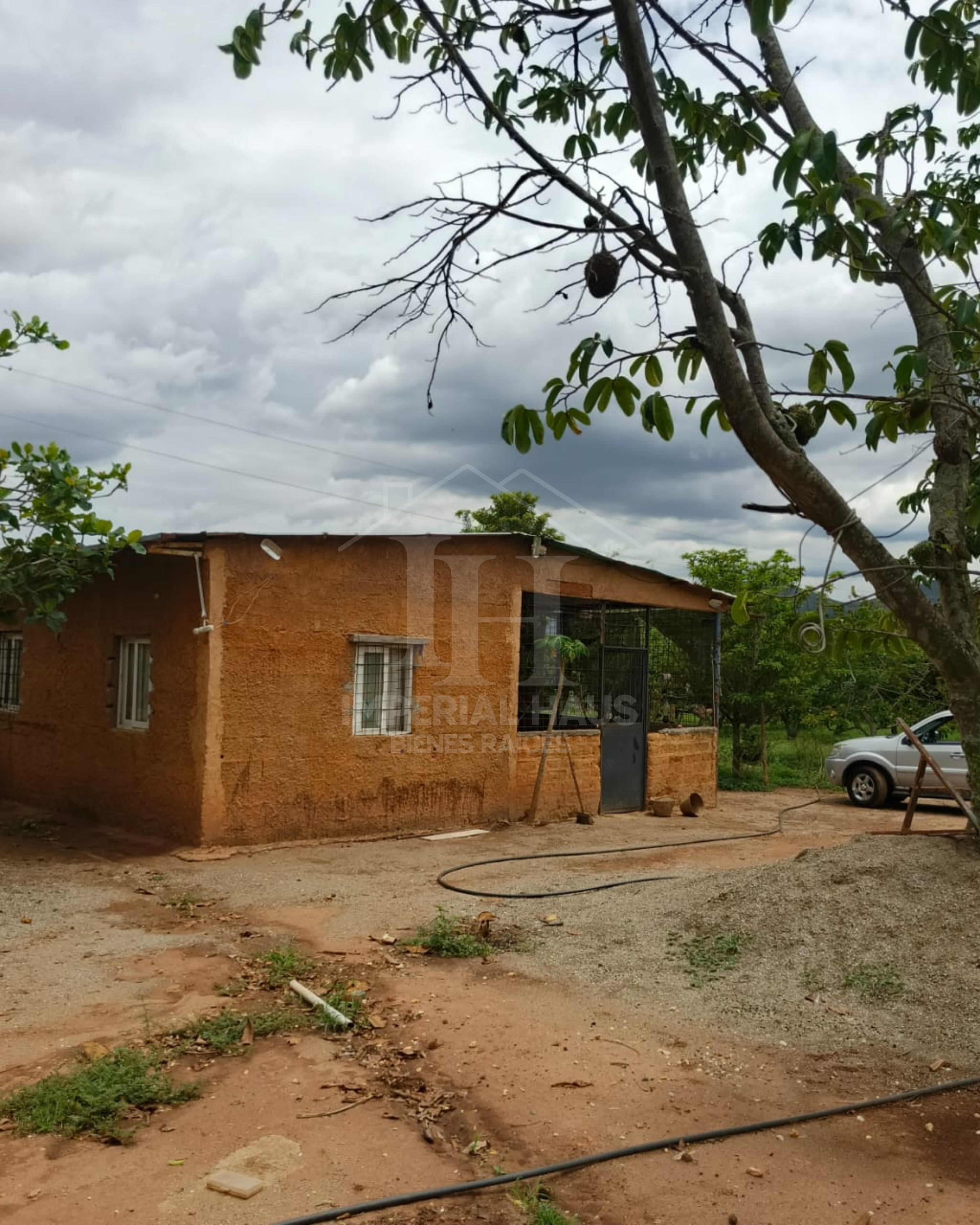 Terreno en Venta con casa en Obra Gris San Diego 